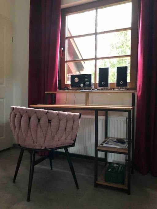 Willkommen Im Casa Felice, Der Wohlfuehl Oase Mit Balkon, 4 Betten Und Homeoffice Platz Aidlingen Ngoại thất bức ảnh