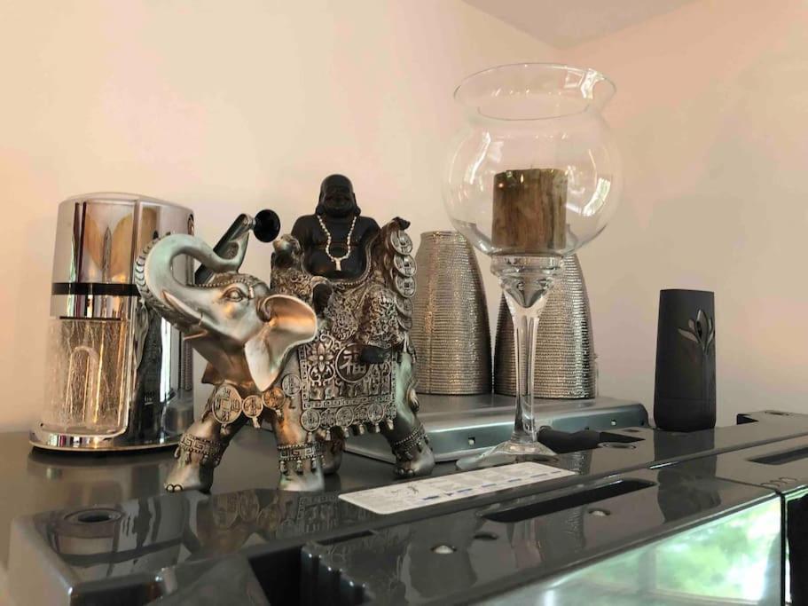 Willkommen Im Casa Felice, Der Wohlfuehl Oase Mit Balkon, 4 Betten Und Homeoffice Platz Aidlingen Ngoại thất bức ảnh