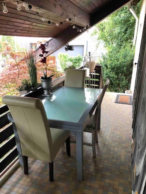 Willkommen Im Casa Felice, Der Wohlfuehl Oase Mit Balkon, 4 Betten Und Homeoffice Platz Aidlingen Ngoại thất bức ảnh